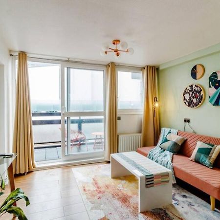 Super Spacious 2 Bedroom Apt 20Mn From Central. ลอนดอน ภายนอก รูปภาพ